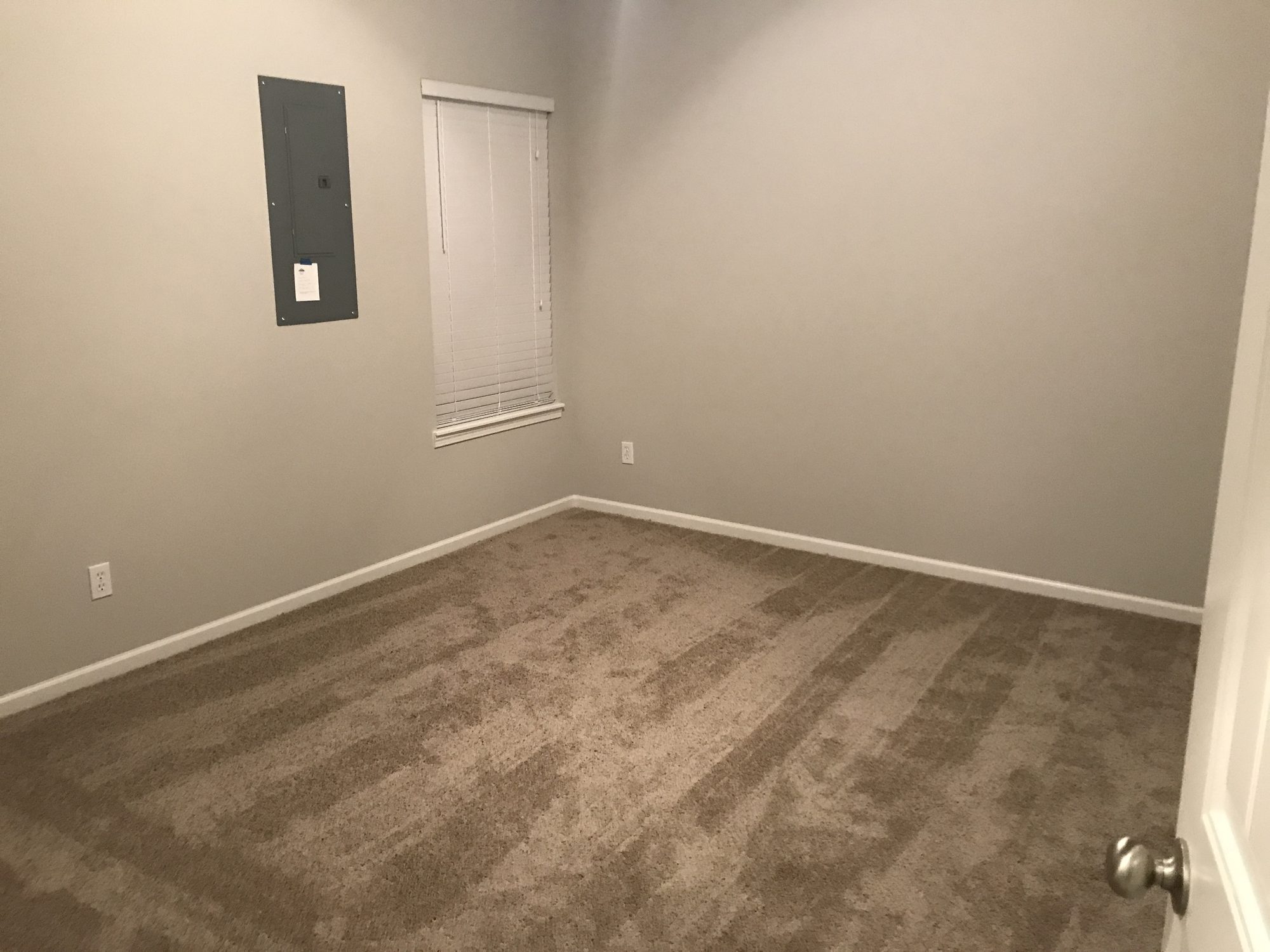1511 Windsor #105