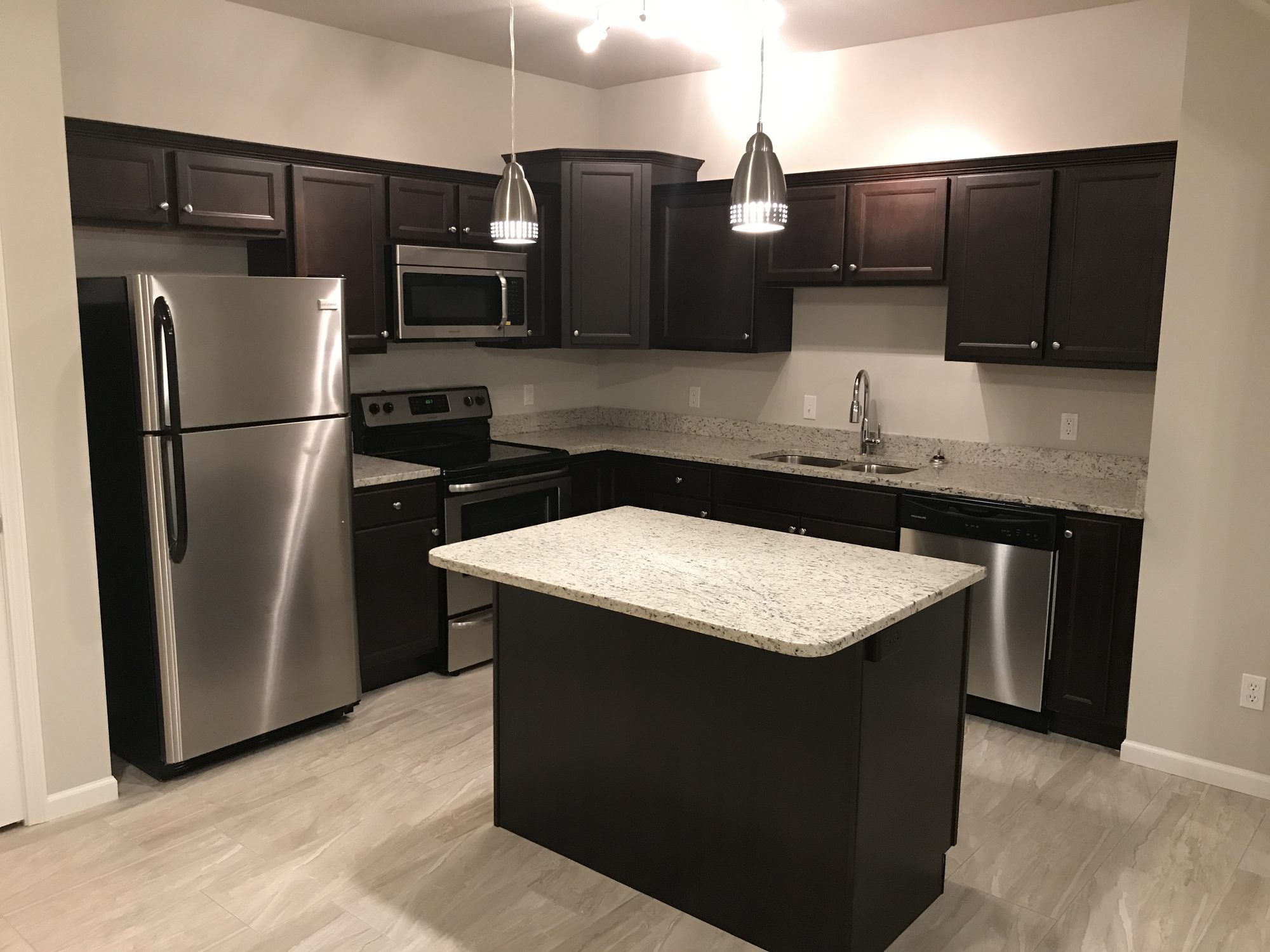 1511 Windsor #105